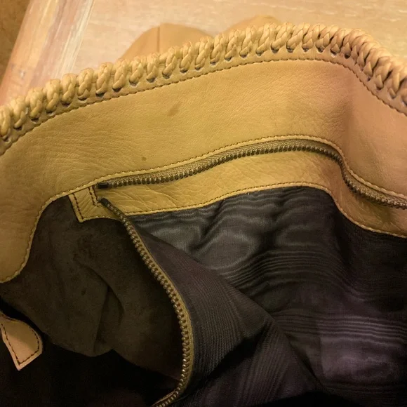 Gucci Large Horsebit Chain Bag - Picture 5 of 13